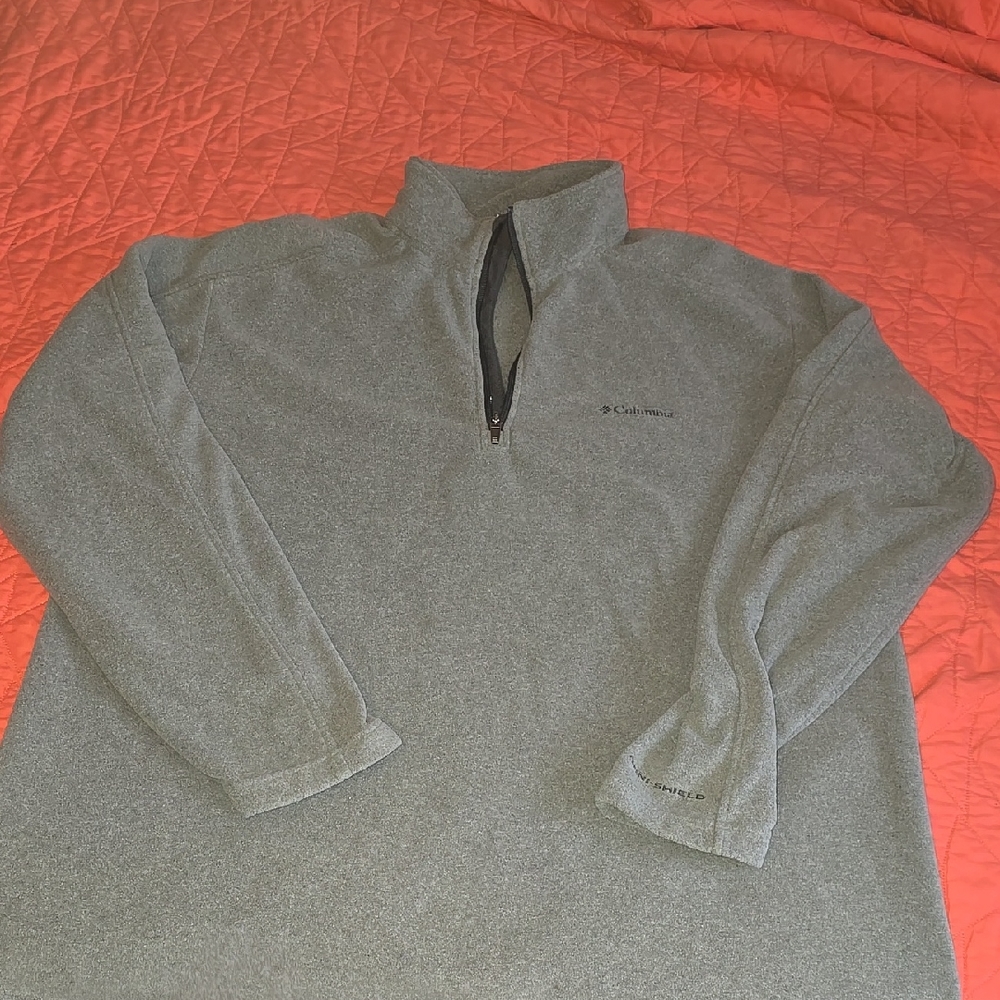 Columbia Gray Men's fleece pullover